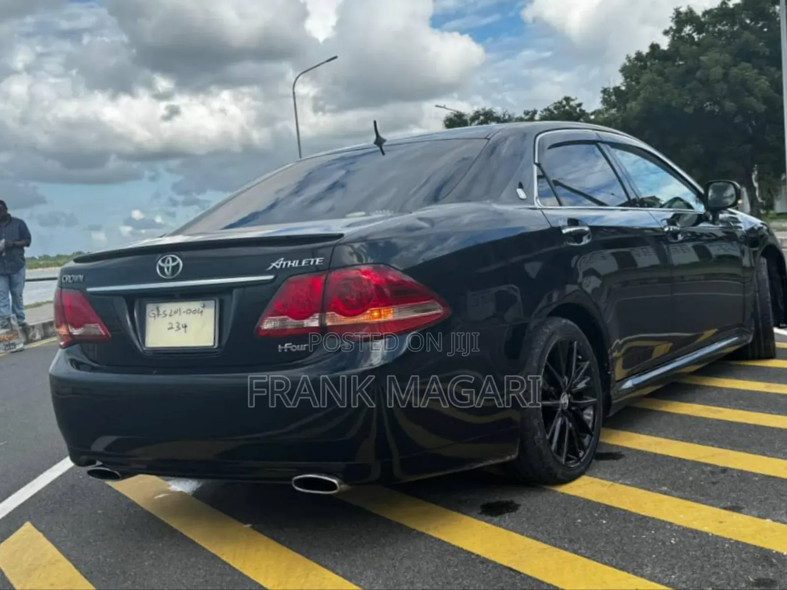 Toyota Crown 2010 Black