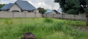 Kiwanja Kinauzwa Kigamboni