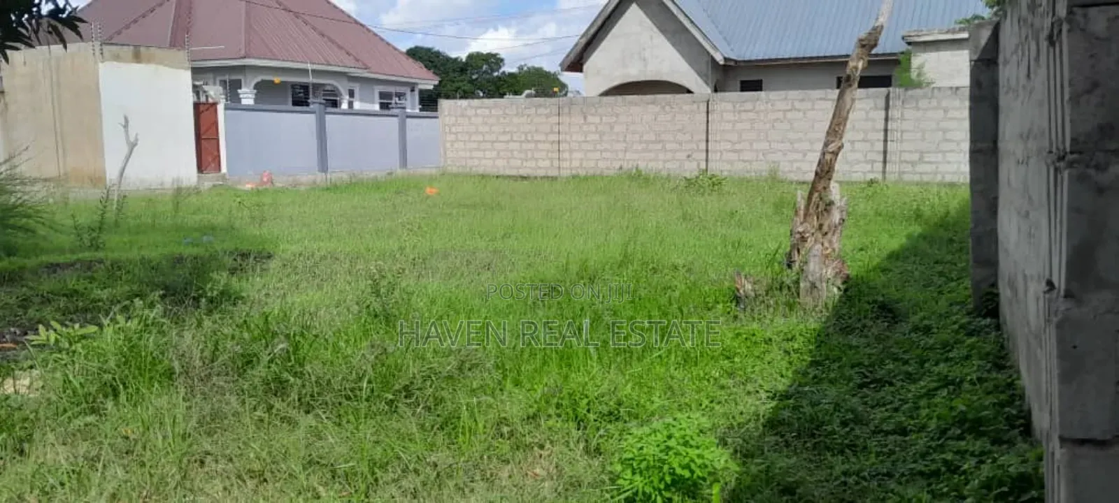 Kiwanja Kinauzwa Kigamboni
