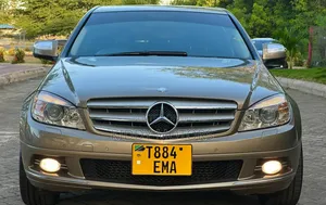 Mercedes-Benz C-Class 2008 Gold