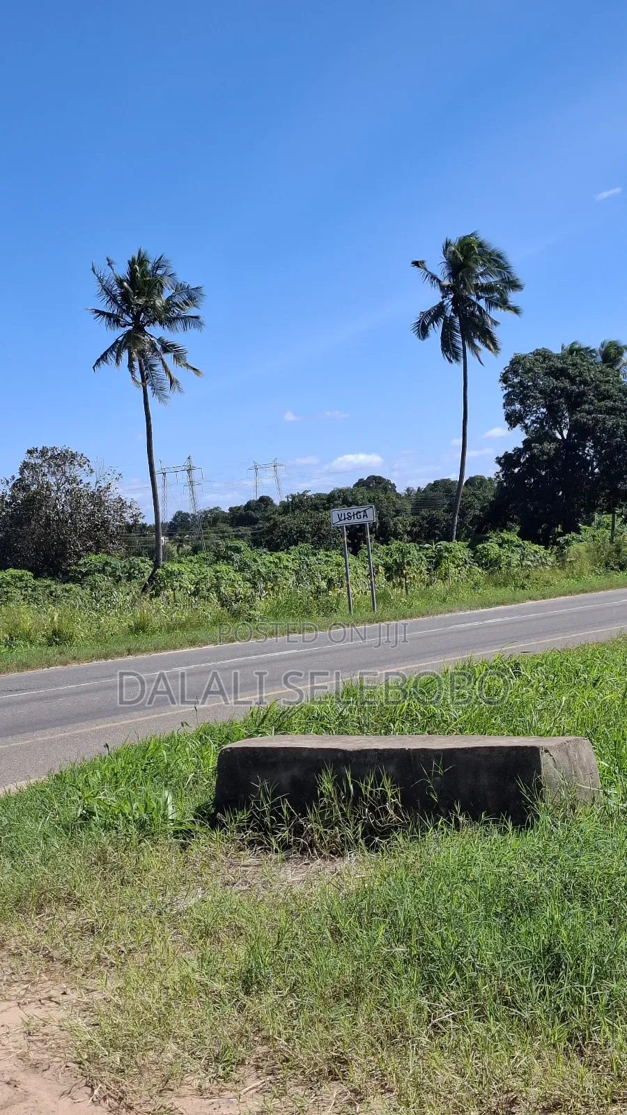 8hector It Look at Tarmac Main Road Very Nice Area