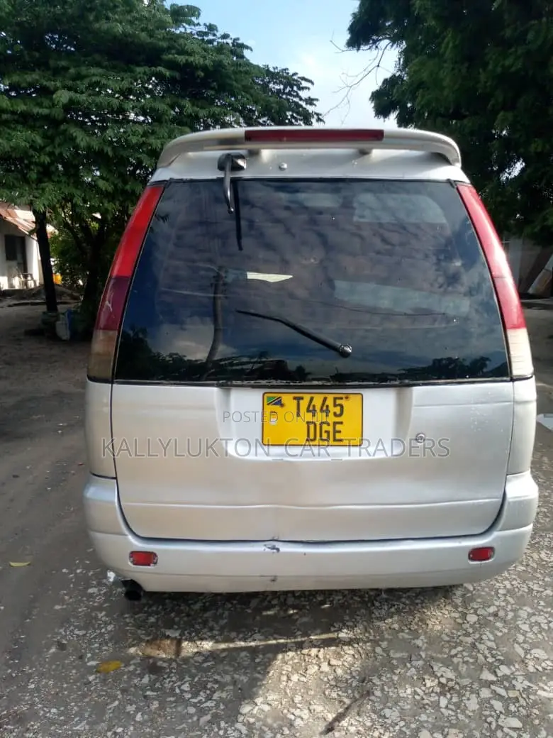 Toyota TownAce Noah 1999 Silver