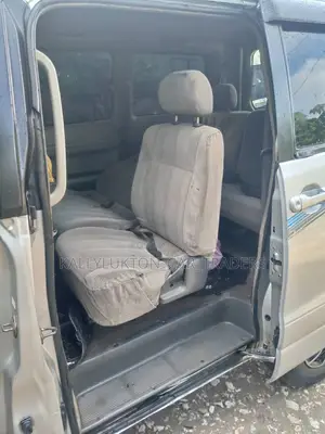 Toyota TownAce Noah 1999 Silver