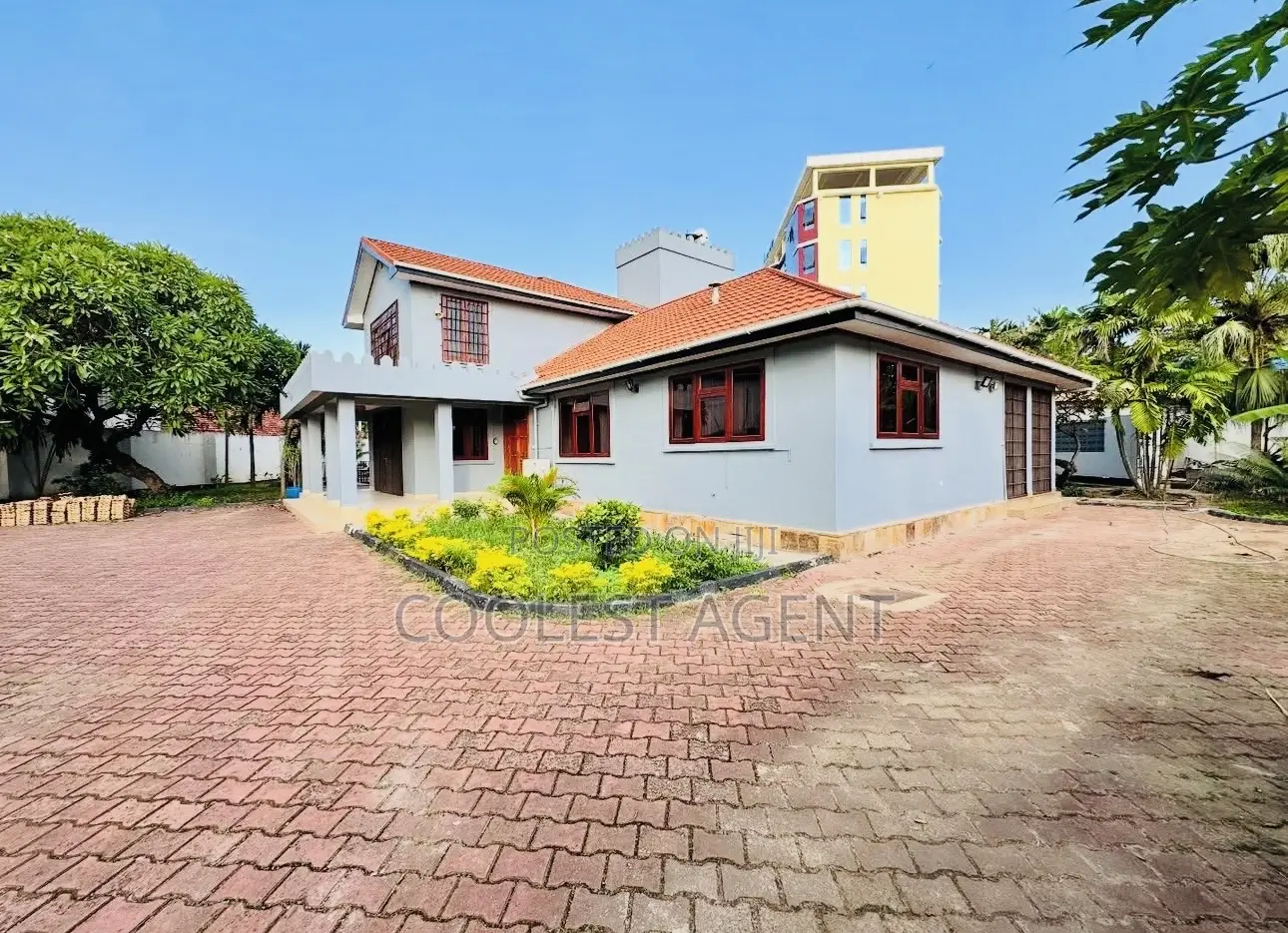 6bdrm Mansion in Coolest Estate for rent