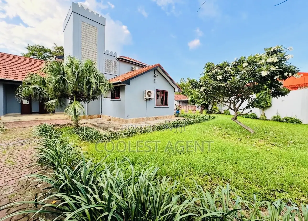 6bdrm Mansion in Coolest Estate for rent