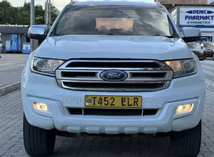 Ford Everest 2016 White