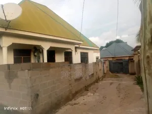 3bdrm House in Kimara for sale