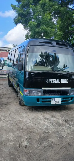 Toyota Coaster 2000