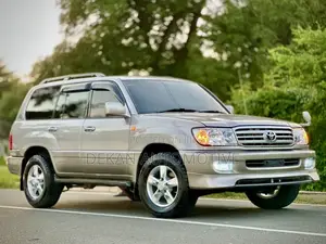 Toyota Land Cruiser HDJ 100 2000 Silver