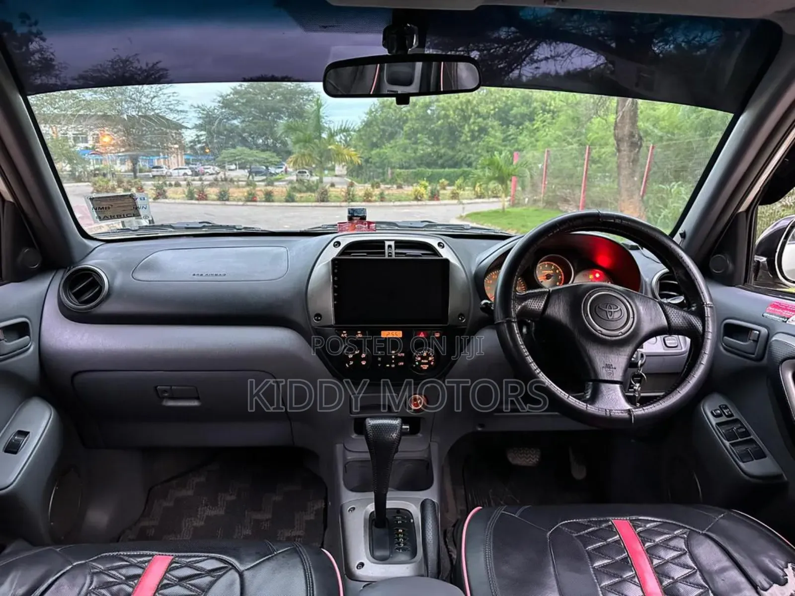 Toyota RAV4 2005 Gold