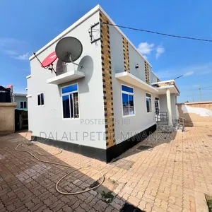 3bdrm House in Buswelu, Ilemela for rent