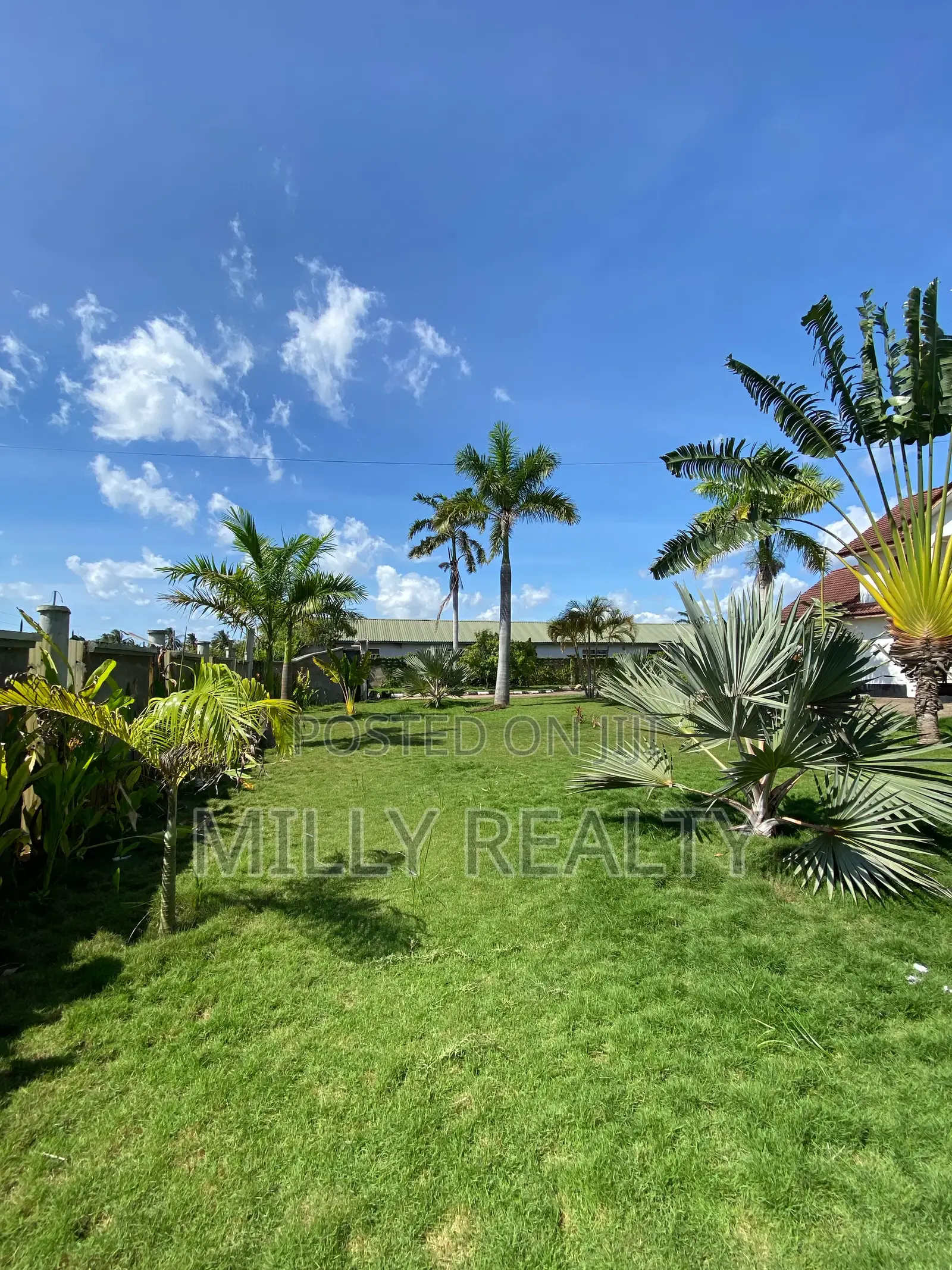 6bdrm House in Bahari Beach Prime, Kunduchi for sale
