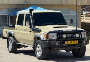 Toyota Land Cruiser 2019 Gray