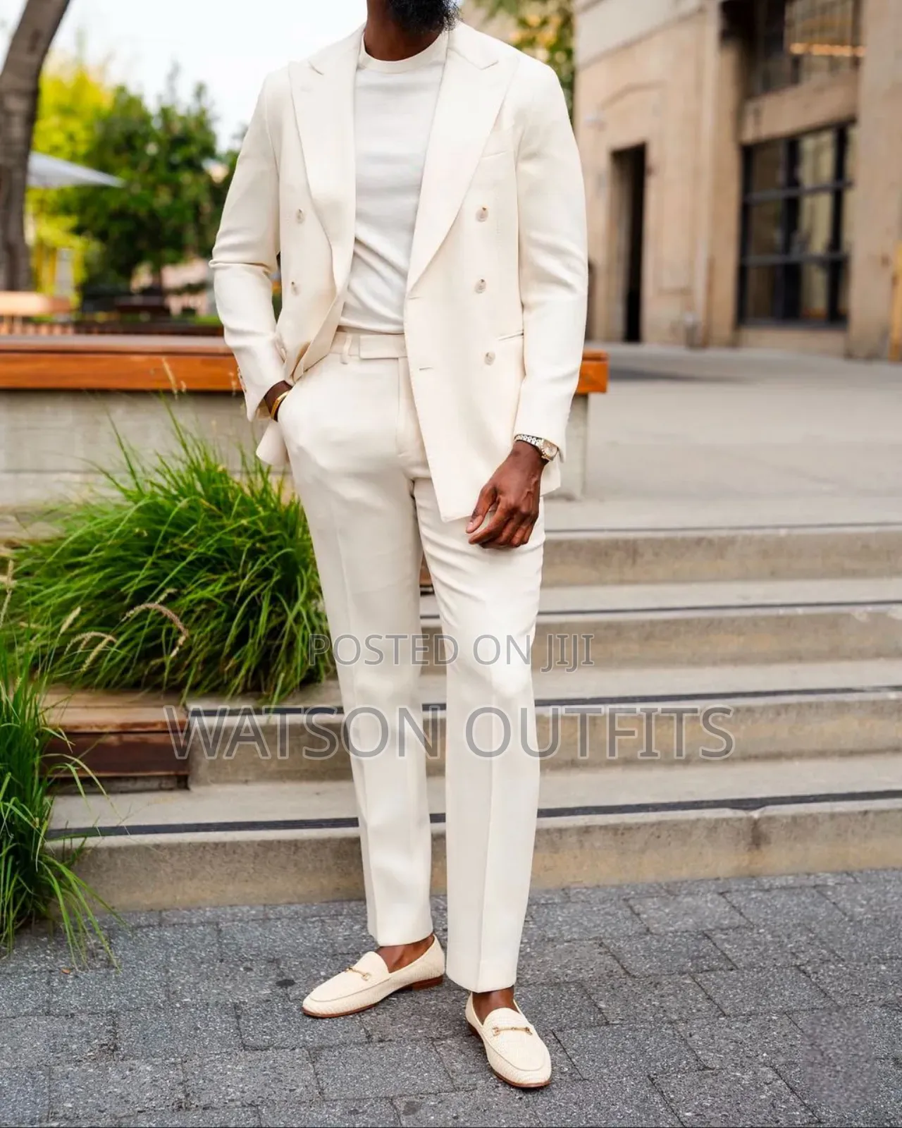 Suti Smartly Looking Kwa Fashion
