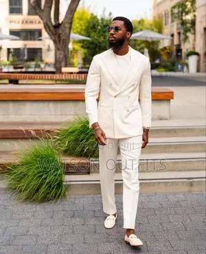 Suti Smartly Looking Kwa Fashion