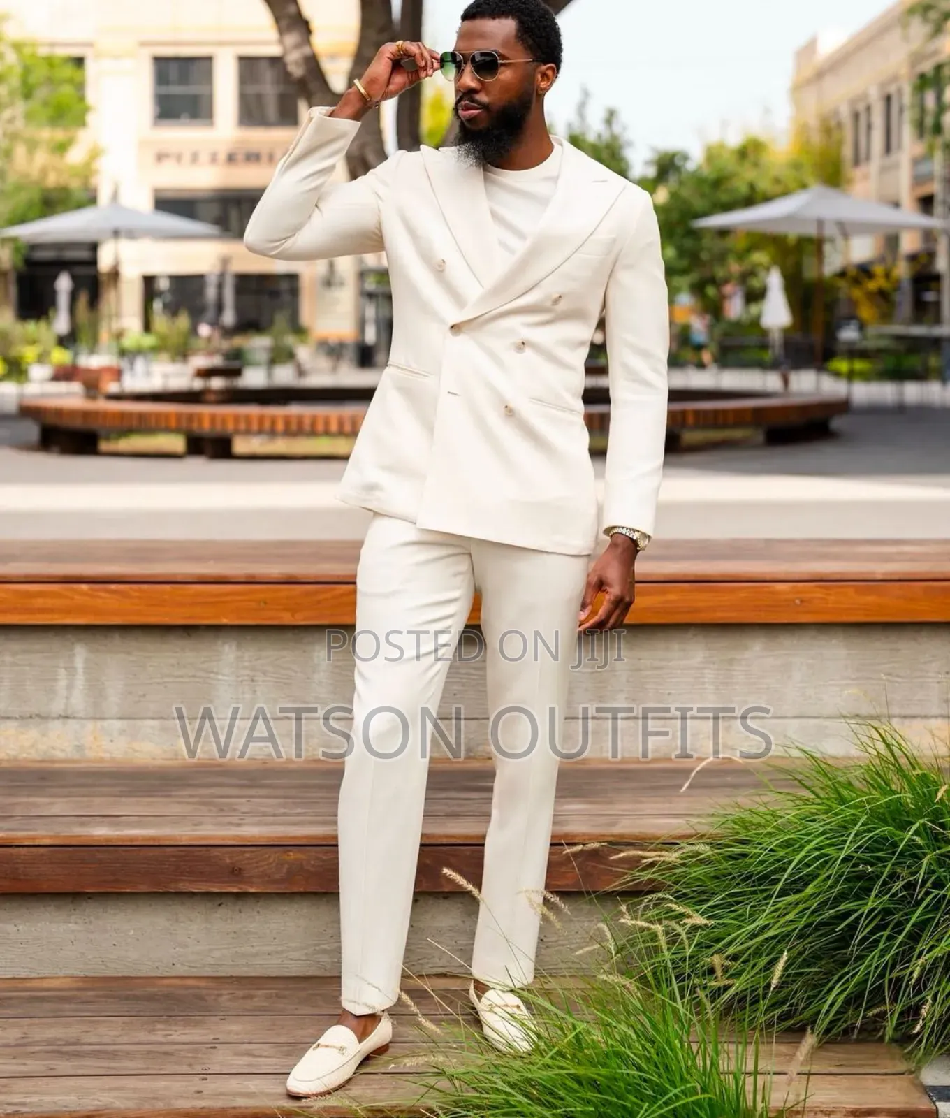 Suti Smartly Looking Kwa Fashion