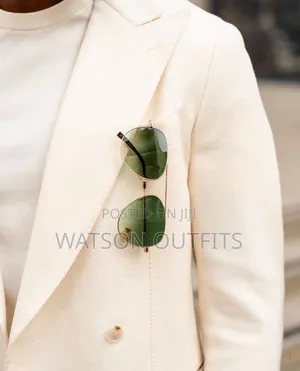 Suti Smartly Looking Kwa Fashion