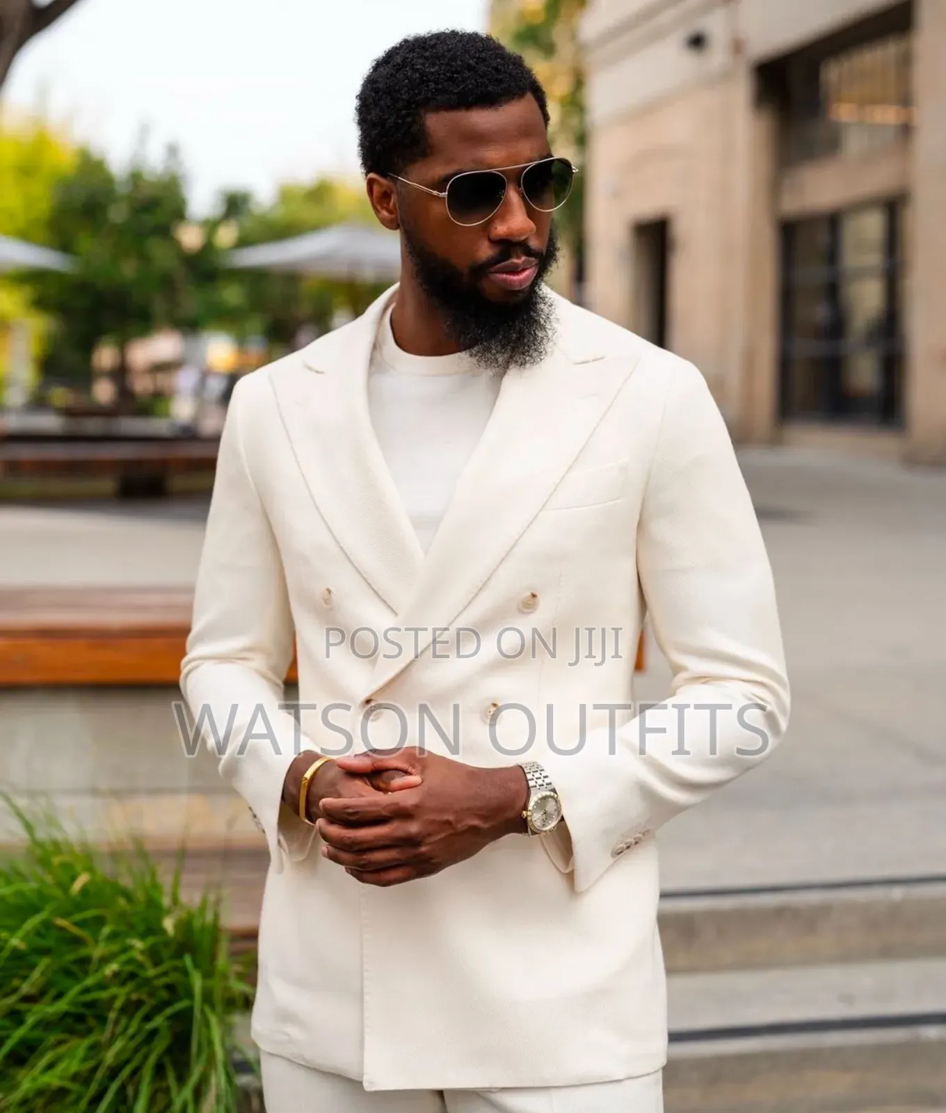 Suti Smartly Looking Kwa Fashion