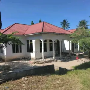 4bdrm House in Moshibar, Ilala for sale