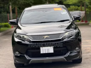 Toyota Harrier 2.0 2015 Black