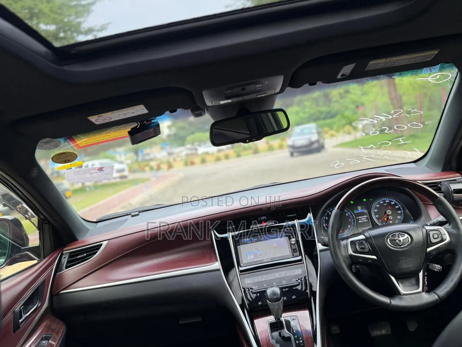 Toyota Harrier 2.0 2015 Black