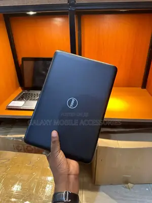 Laptop Dell Latitude 3180 4GB Intel Celeron SSD 128GB