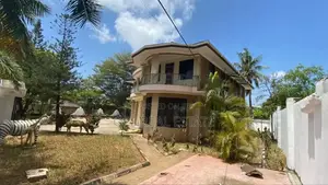 5bdrm House in Mikocheni A ,, Kinondoni for sale