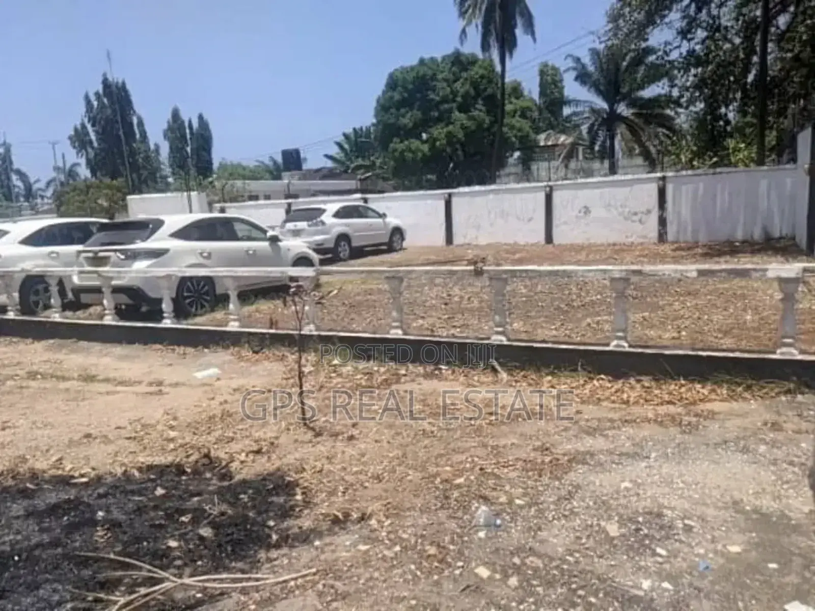 5bdrm House in Mikocheni A, Kinondoni for sale