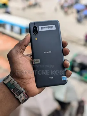 Sharp Aquos Sense 3 SHV45 64 GB