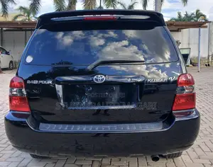 Toyota Kluger 2004 Black
