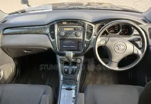 Toyota Kluger 2004 Black
