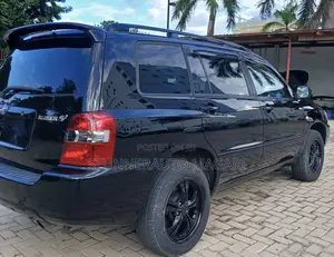 Toyota Kluger 2004 Black