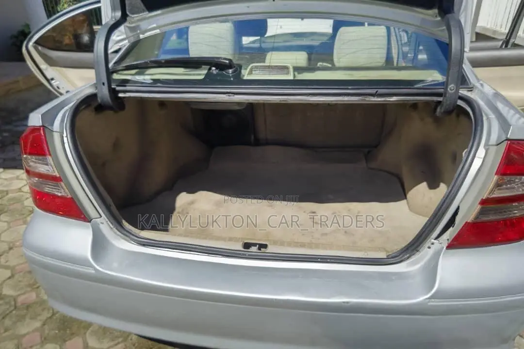 Toyota Premio 2005 Silver
