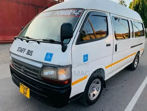 Toyota HiAce 2008 White