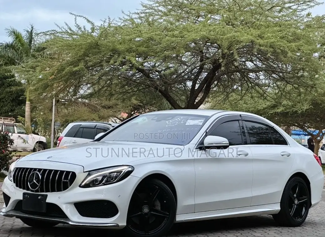 Mercedes-Benz C-Class 2015 White