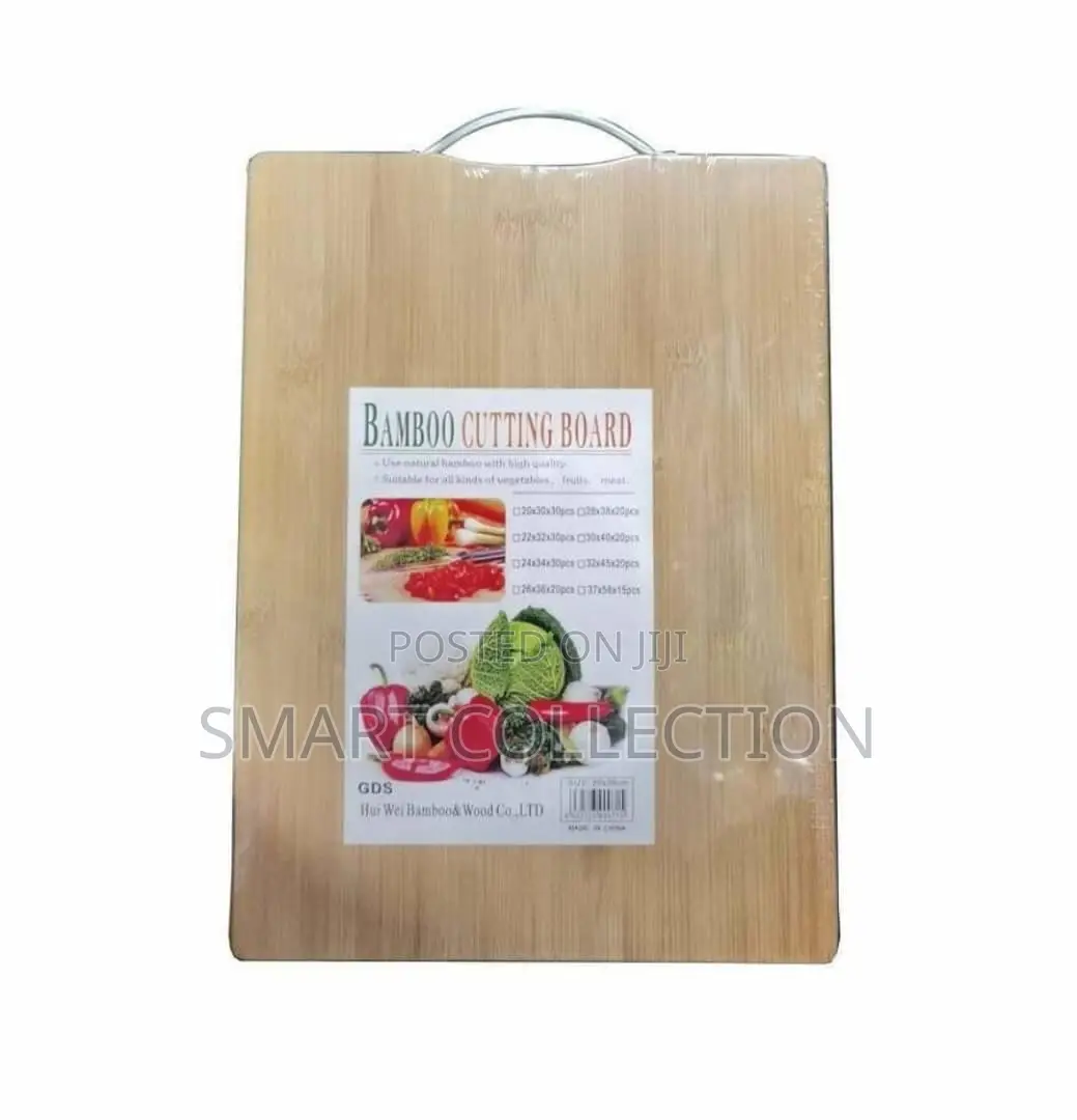 Bamboo Cutting Board (2cm Thickness 
Length 40cm Width 30cm)