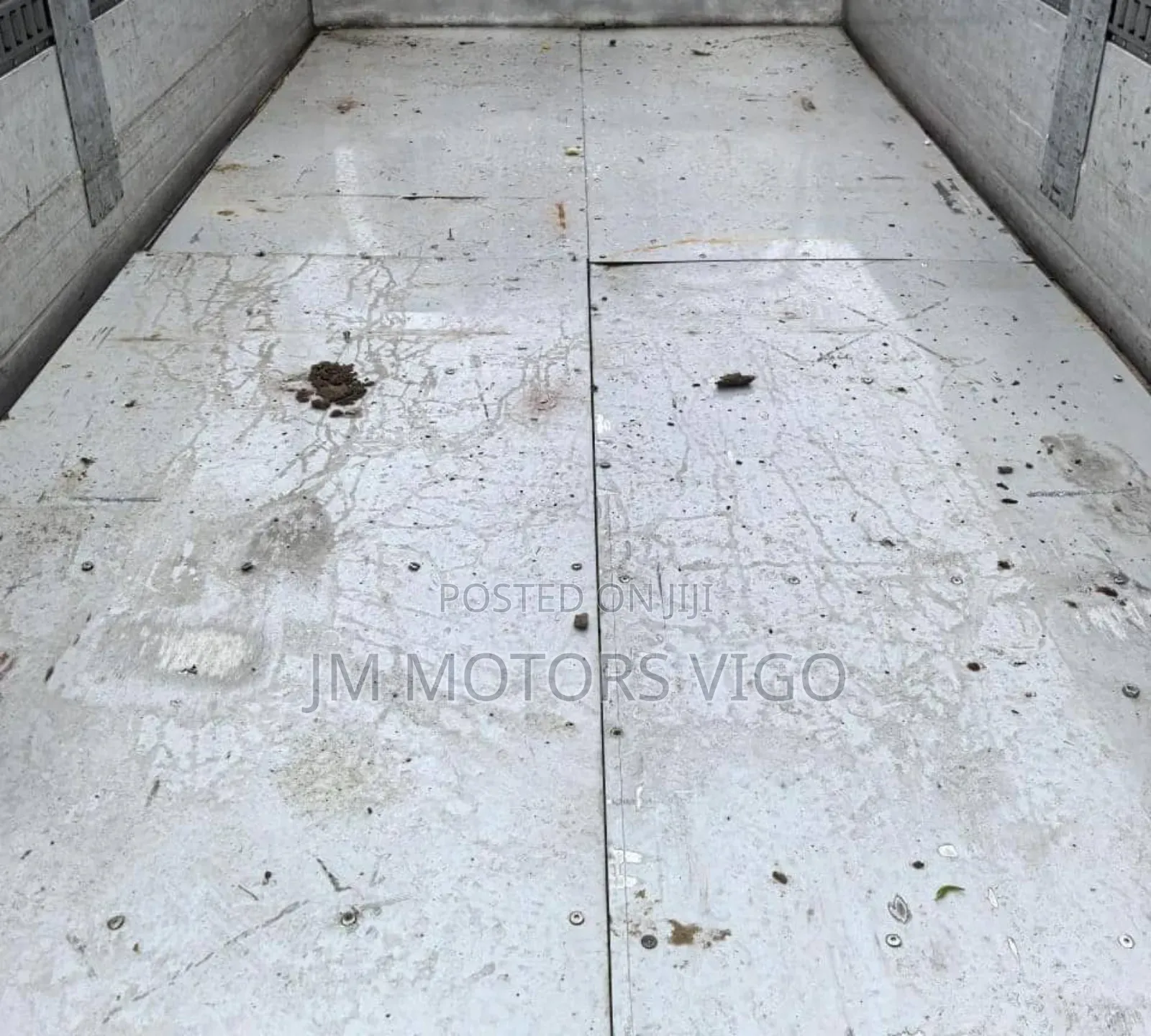 Mitsubishi Canter Long Base