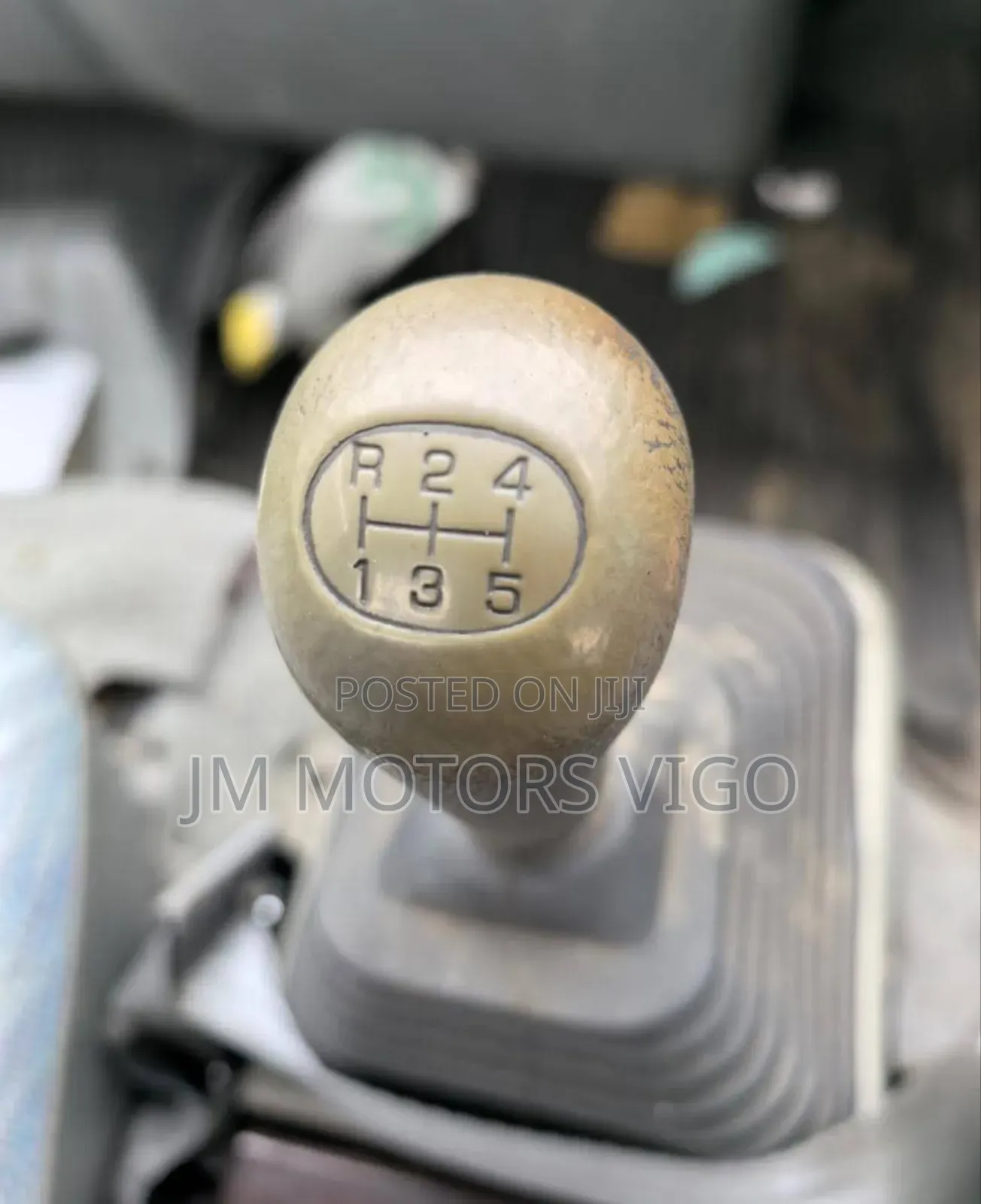 Mitsubishi Canter Long Base