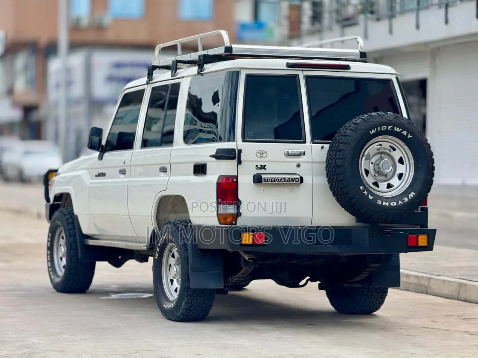 Toyota Land Cruiser 4.5 V8 DLX 2012 White