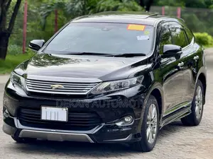 Toyota Harrier 2.0 2015 Black
