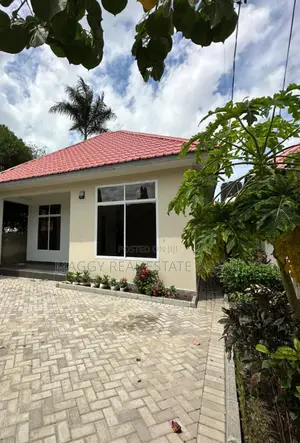 3bdrm House in Ununio, Kunduchi for rent