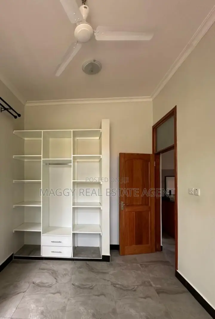 3bdrm House in Ununio, Kunduchi for rent