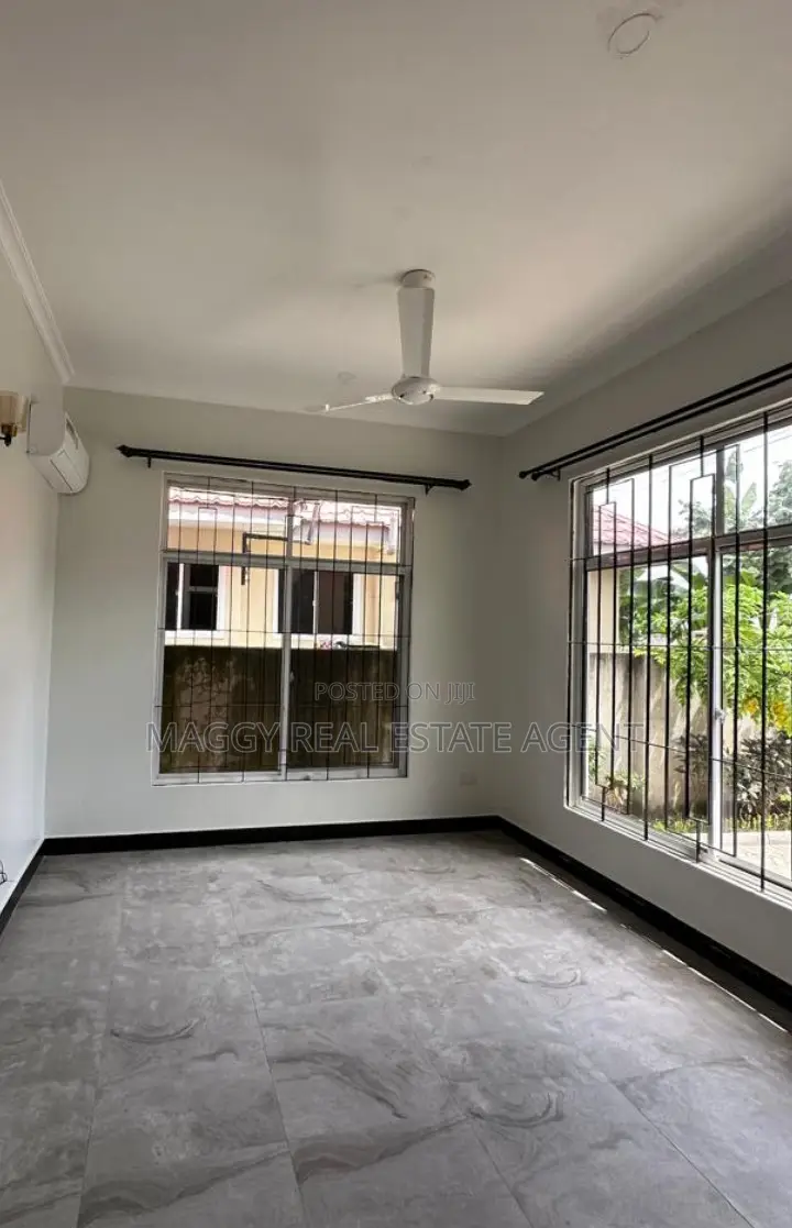 3bdrm House in Ununio, Kunduchi for rent