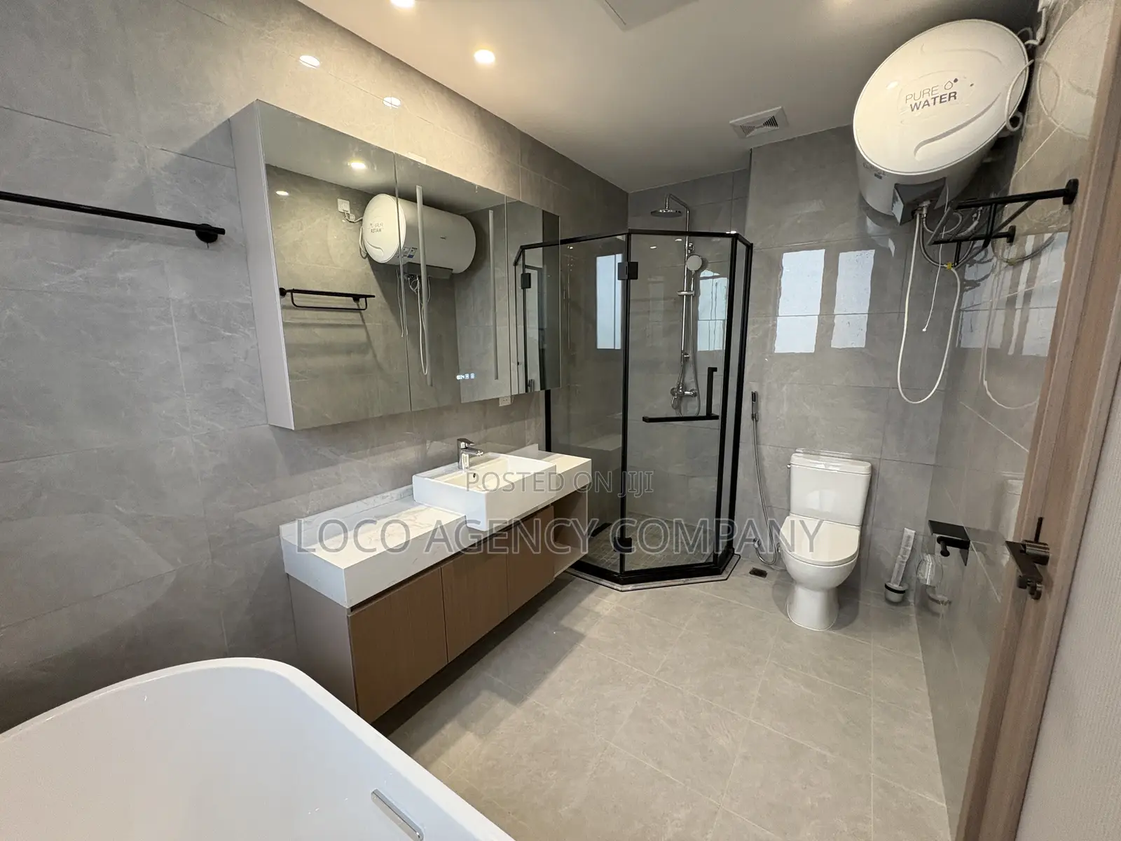 Furnished 3bdrm Apartment in Trusted Real Estate, Oyster Bay for rent