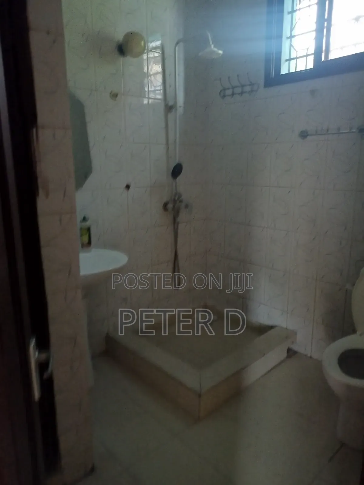 3bdrm Apartment in Upanga West for rent