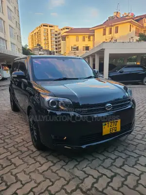 Toyota Corolla Rumion 2010 Black