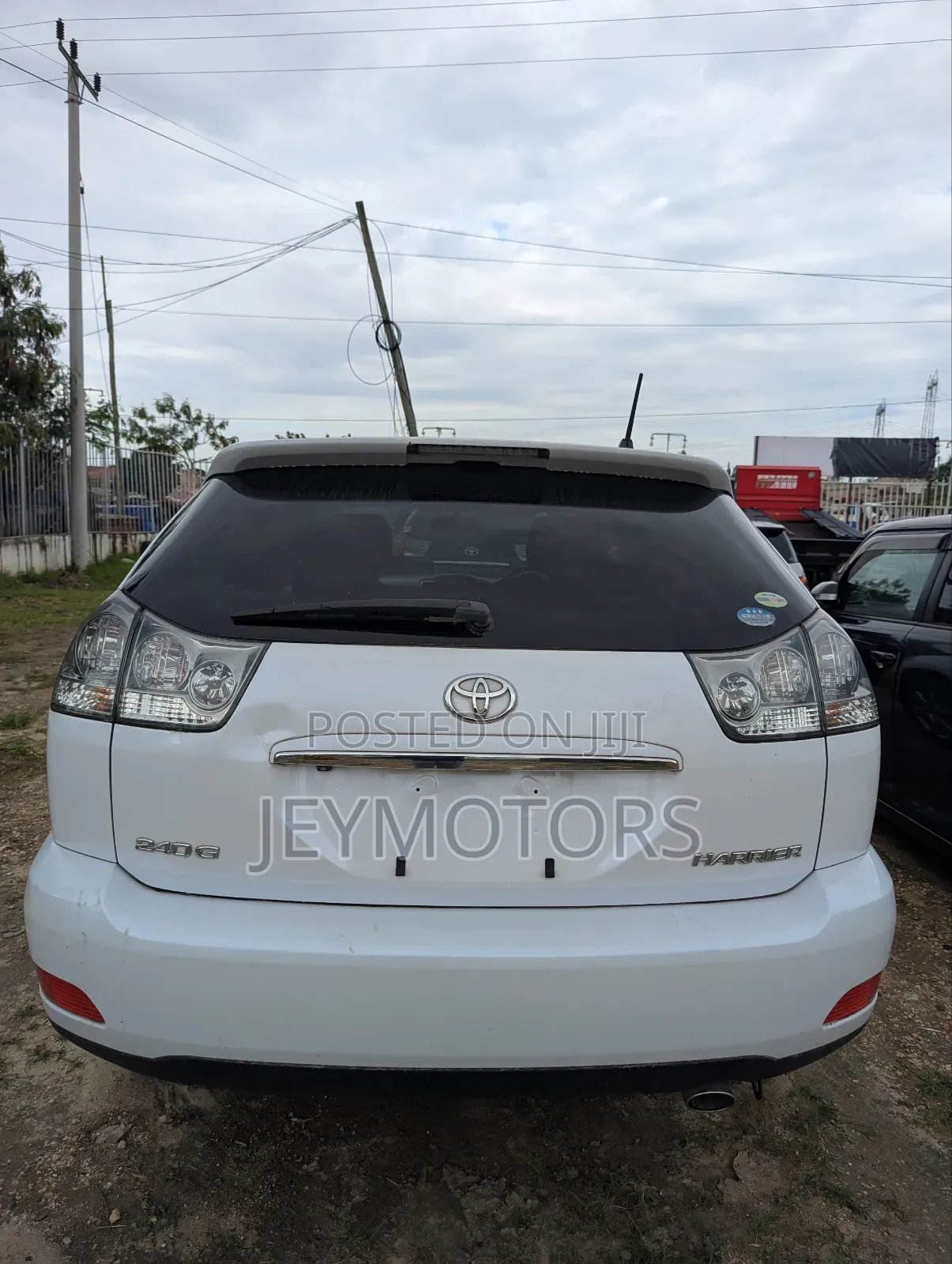 Toyota Harrier 2006 White