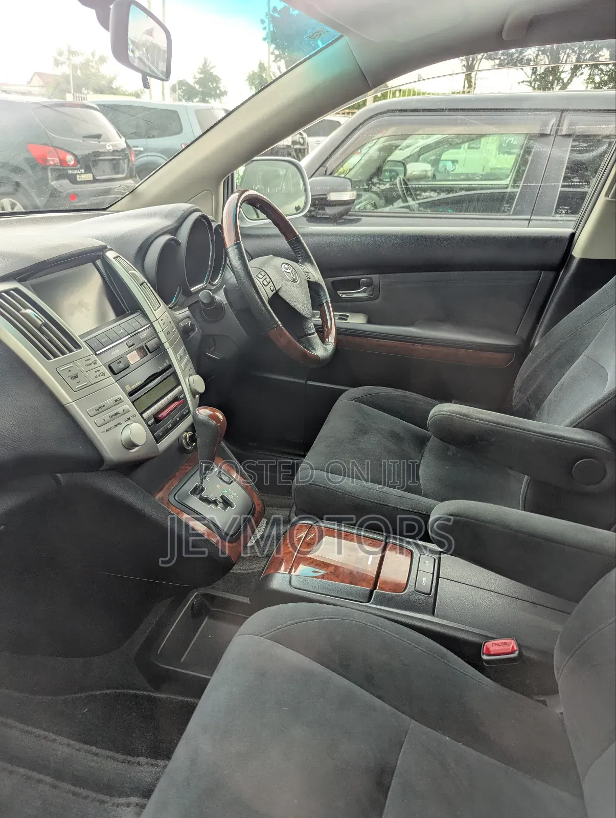 Toyota Harrier 2006 White