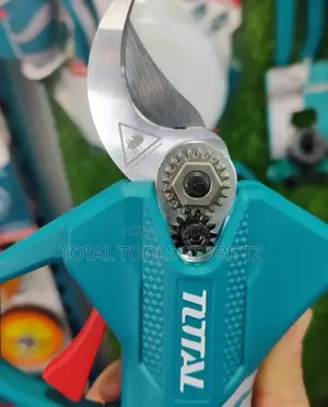 Total Lithium-Ion Gauge Straight Shear