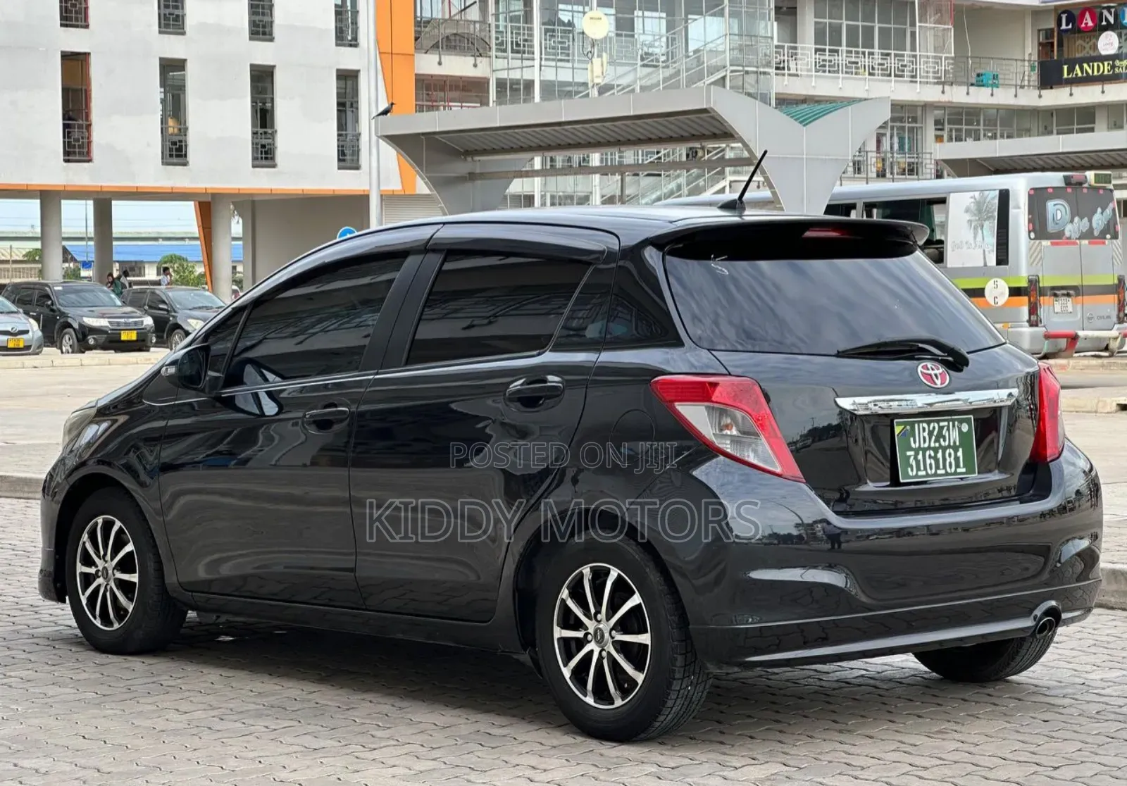 Toyota Vitz 2014 Black